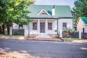 Crossroads Cottage